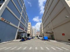 石岩地铁口原房东一楼厂房出租电商仓库分租高速路口带卸货平台