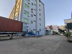塘厦楼上原房东900平，现成装修可拎包生产厂房出租