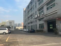 公明将石楼上500起出租有3吨货梯好停车